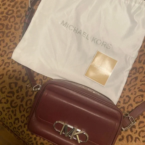Michael Kors Leather Parker Crossbody Bag - Picture 11 of 11